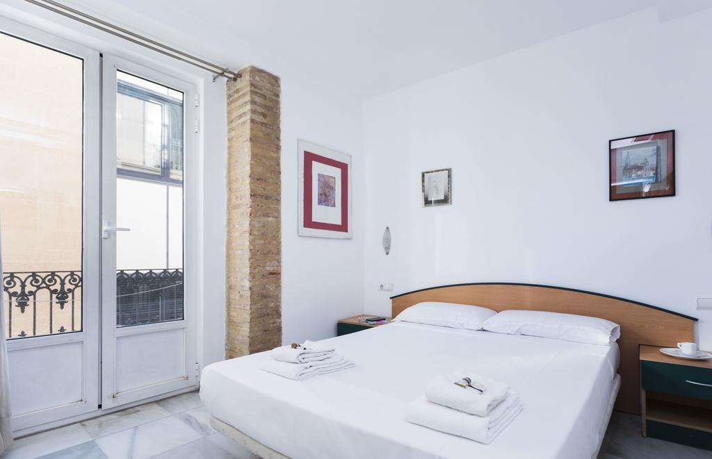 Living Valencia - Jardin Del Turia Apartment Exterior photo